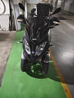 Piaggio MP3 300 - фото 2