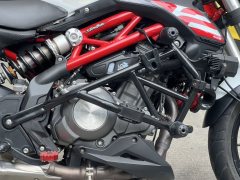 Benelli TNT 300 / BN 302S - фото 3