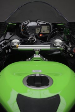 Kawasaki Ninja ZX-6R 650 cc - фото 6