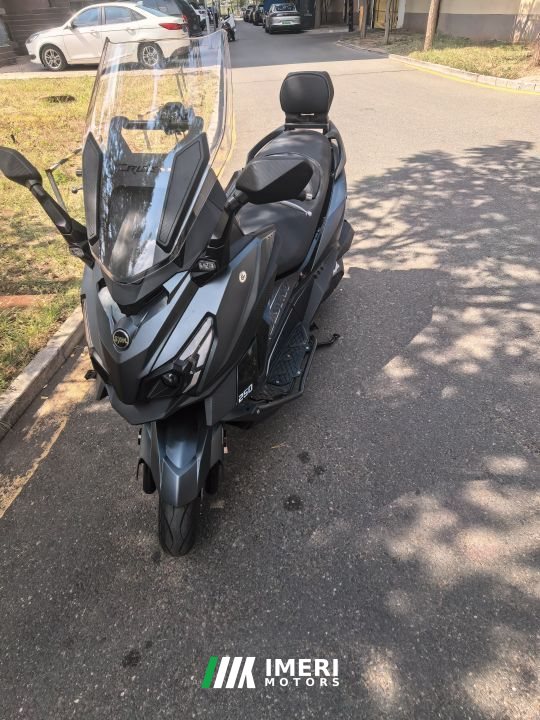 SYM Cruisym 250 - мотоцикл из Китая