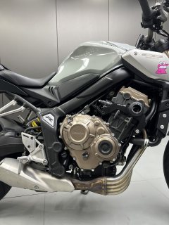 Honda CB650R - фото 8