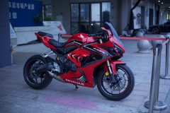 Honda CBR650R - фото 2