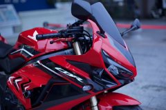 Honda CBR650R - фото 7