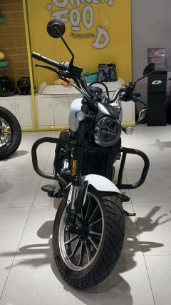 QJMOTOR Flash 300 - фото 2