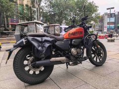 QJMOTOR Flash 150 - фото 3