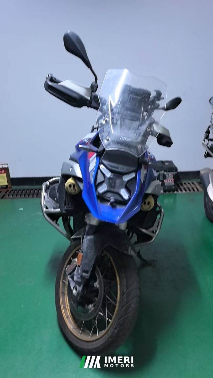 BMW R 1300 GS - мотоцикл из Китая