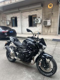 Kawasaki Z400 - фото 1