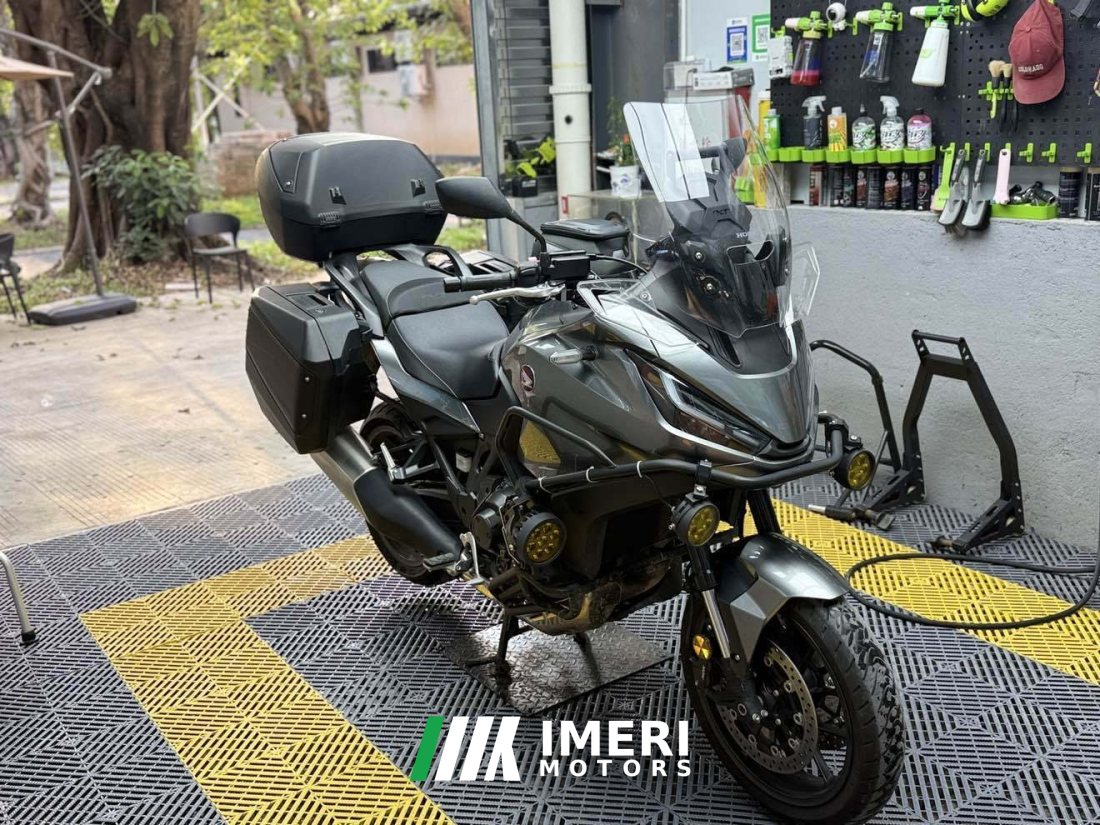 Honda NT1100 - мотоцикл из Китая