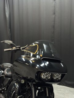 Harley-Davidson Road Glide 1868 cc - фото 3