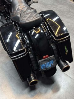 Harley-Davidson Road Glide 1868 cc - фото 6