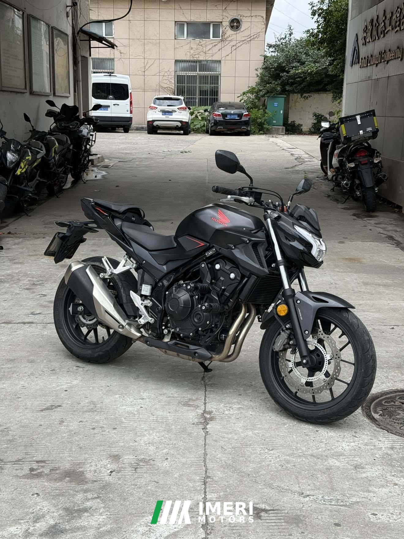 2021 Honda CB400F