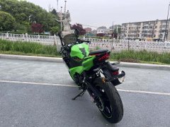 Kawasaki Ninja 400 - фото 4