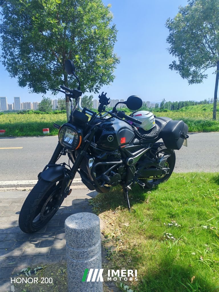 2022 Voge 300AC