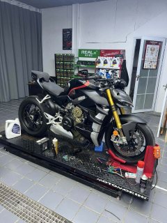 Ducati Street Fighter V4 1100 cc - фото 8