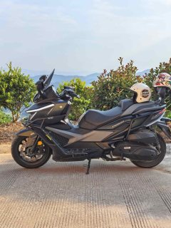 SYM Cruisym 400 - фото 1