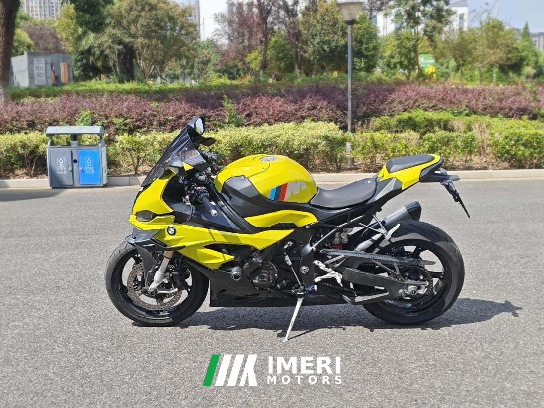 BMW S 1000 RR - мотоцикл из Китая