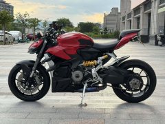 Ducati Street Fighter V2 950 cc - фото 1