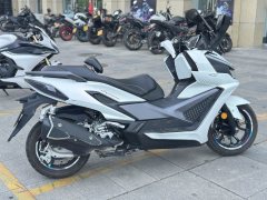SYM Cruisym 400 - фото 4