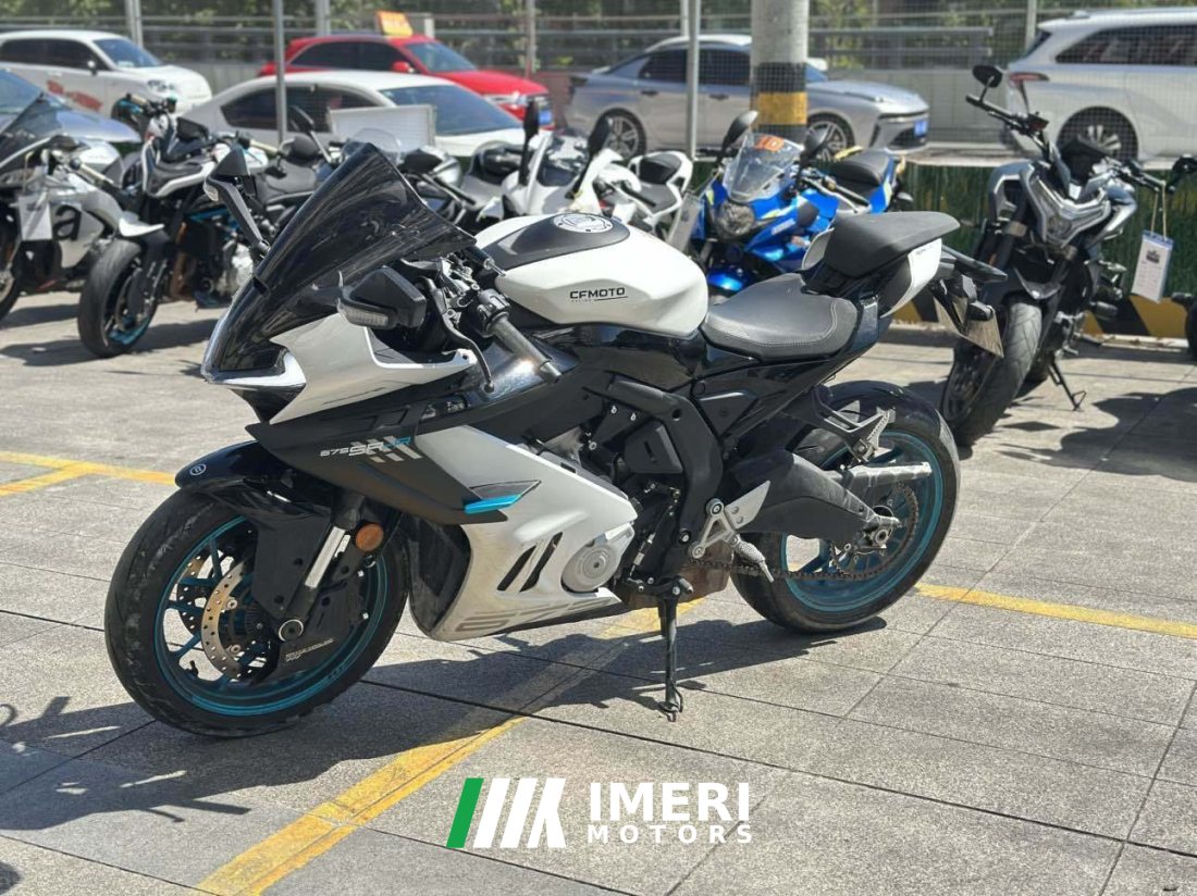 CFMOTO 675SR-R - мотоцикл из Китая
