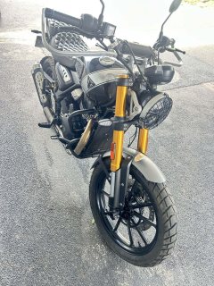 Triumph Scrambler 400 X - фото 1