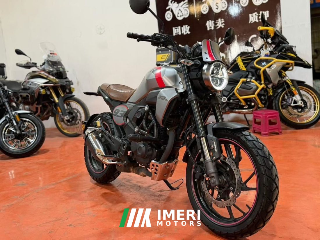 Sundiro Honda CBF190TR - мотоцикл из Китая