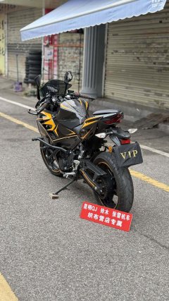 Kawasaki Ninja 400 - фото 4