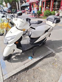 Jinan Suzuki UE125T - фото 2
