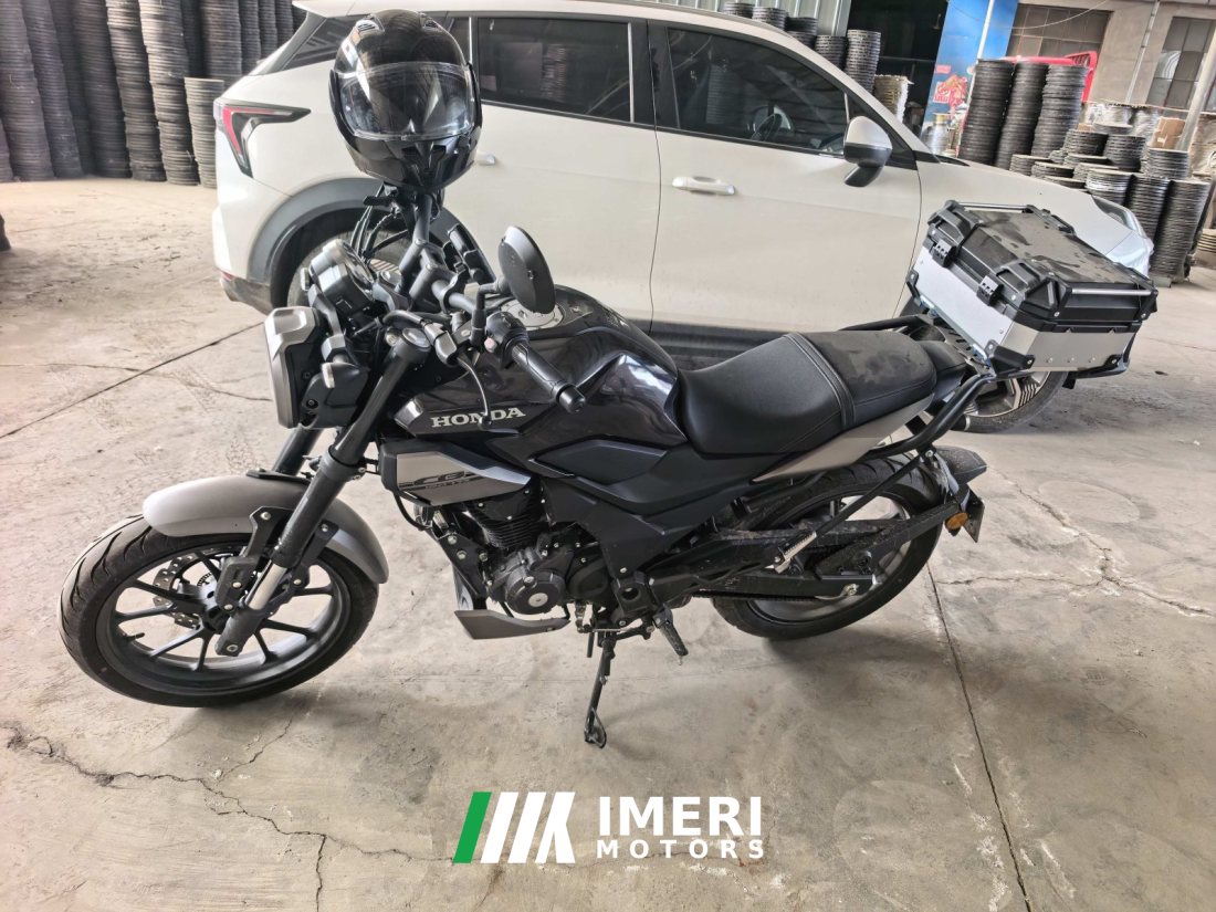Sundiro Honda CB190TR - мотоцикл из Китая
