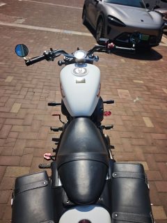 QJMOTOR Flash 300 - фото 4