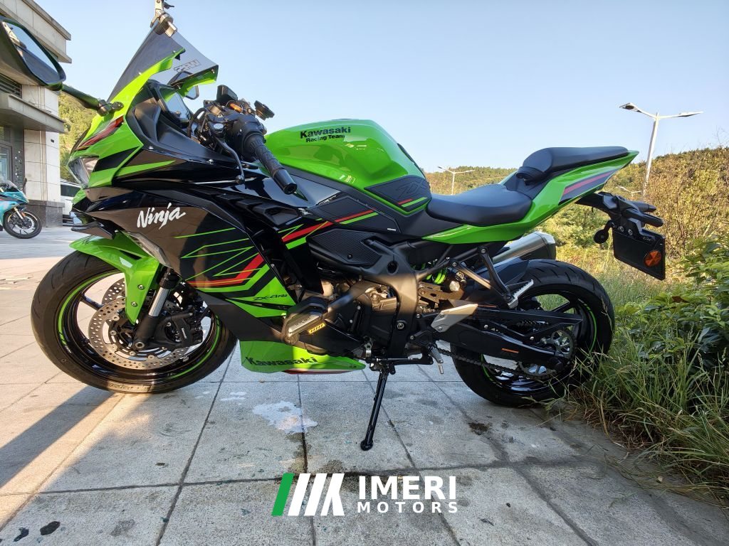 Kawasaki ZX-4R 400 cc - мотоцикл из Китая