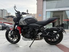 Triumph Trident 660 - фото 2