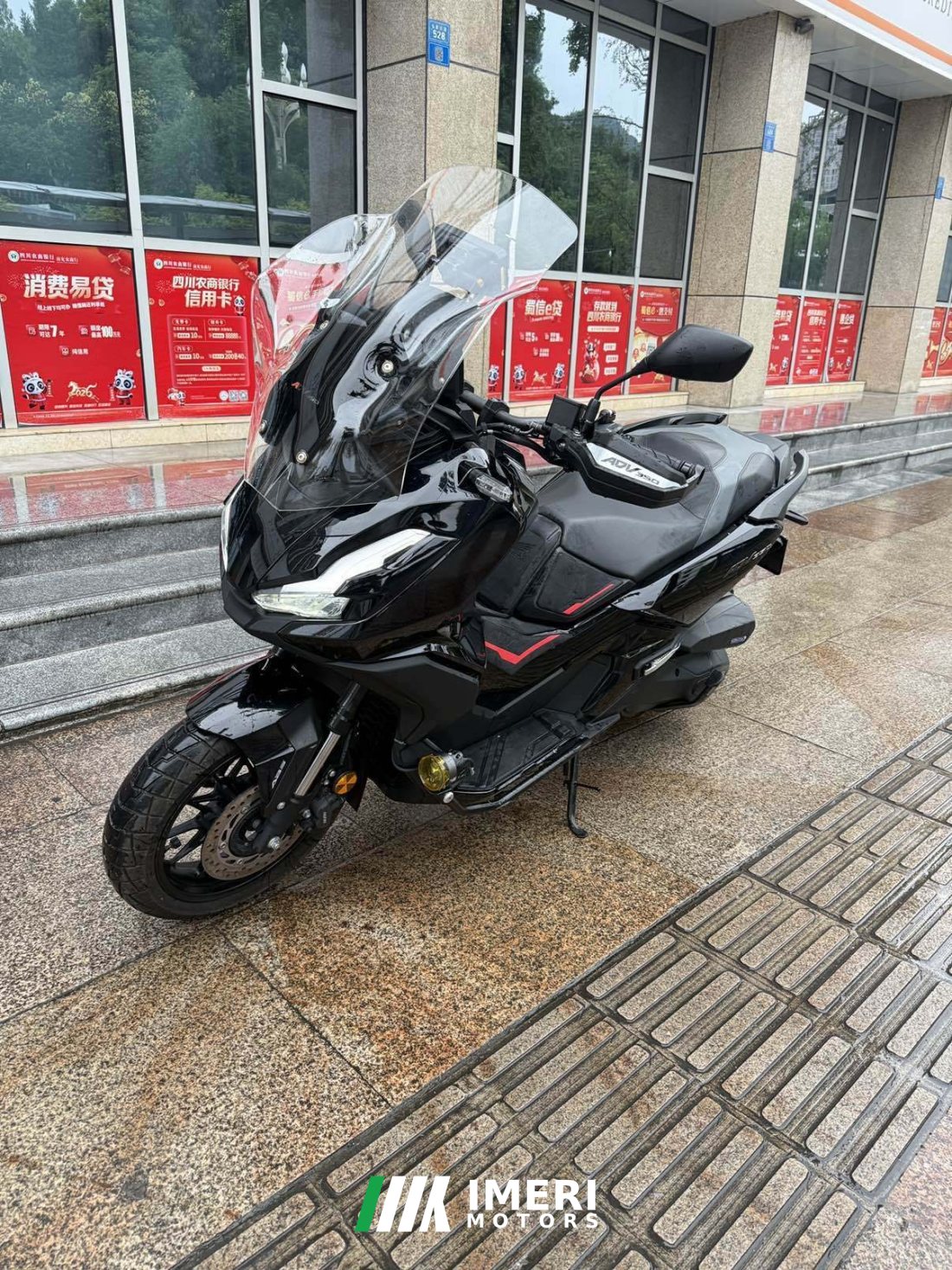 Honda ADV350 - мотоцикл из Китая