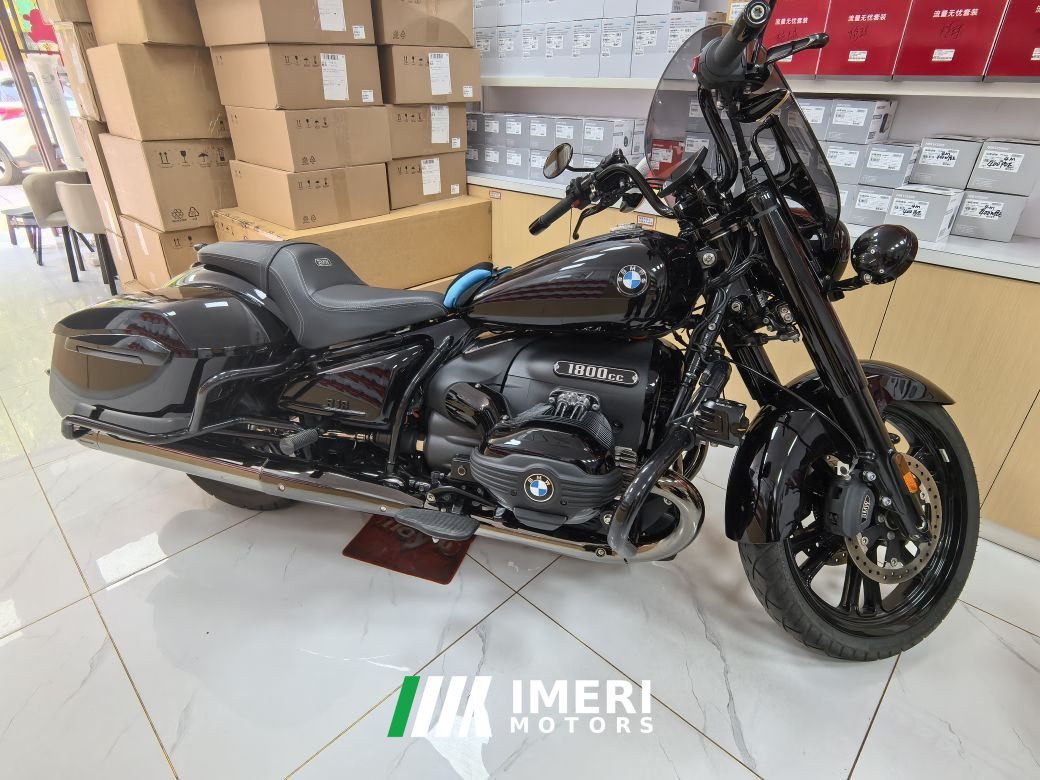 BMW R 18 1800 cc - мотоцикл из Китая