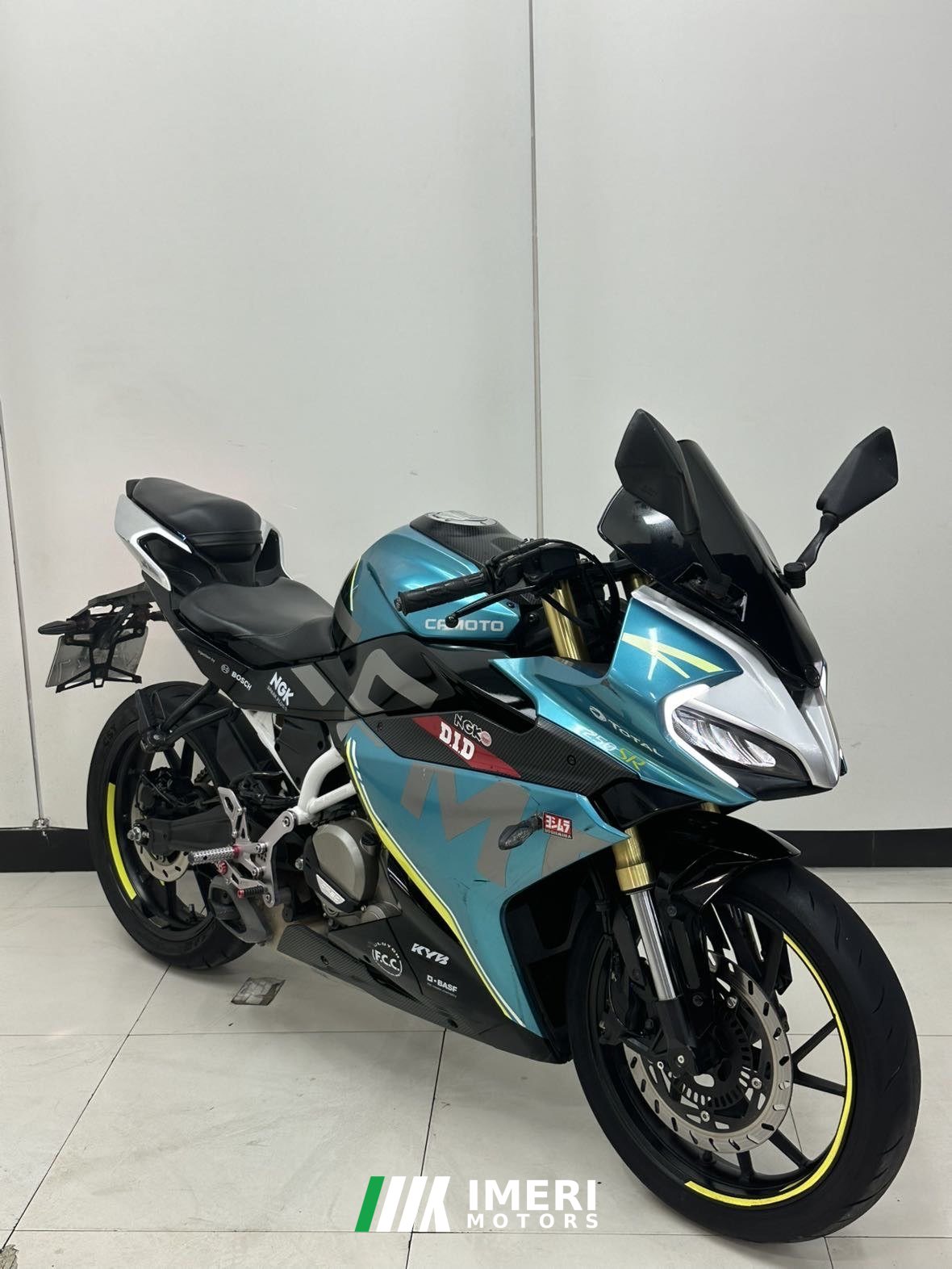 2021 CFMOTO 250SR