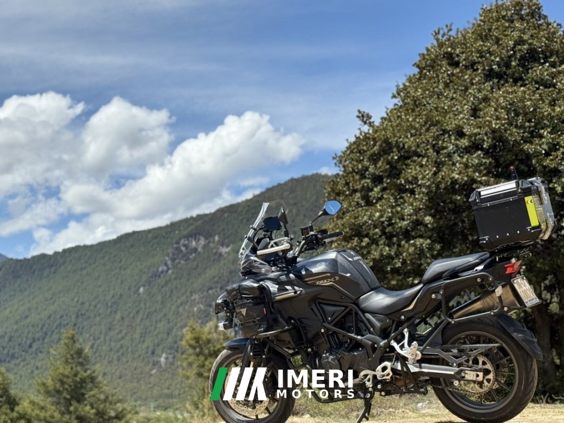 Benelli TRK552 550 cc - мотоцикл из Китая