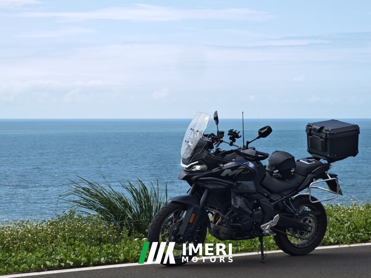 2025 CFMOTO 700MT