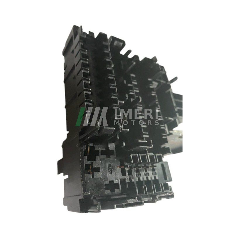 Central electrical unit housing - Volkswagen ID4