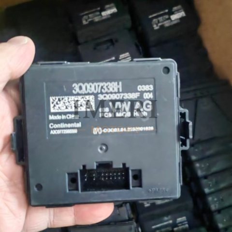 3Q0907338H Headlight Control Unit Volkswagen Tiguan L