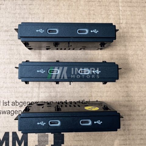 89A 035 736 USB external interface Audi Q4e tron