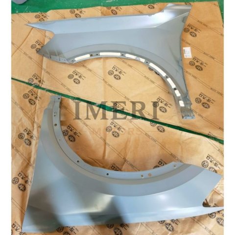 81A 821 105, 81A 821 106 Fender Audi Q2