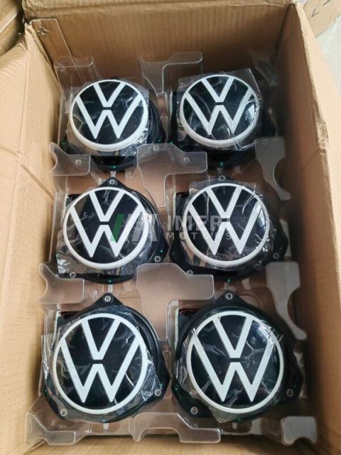 10D 827 469 A rear flip emblem SAIC Volkswagen ID3