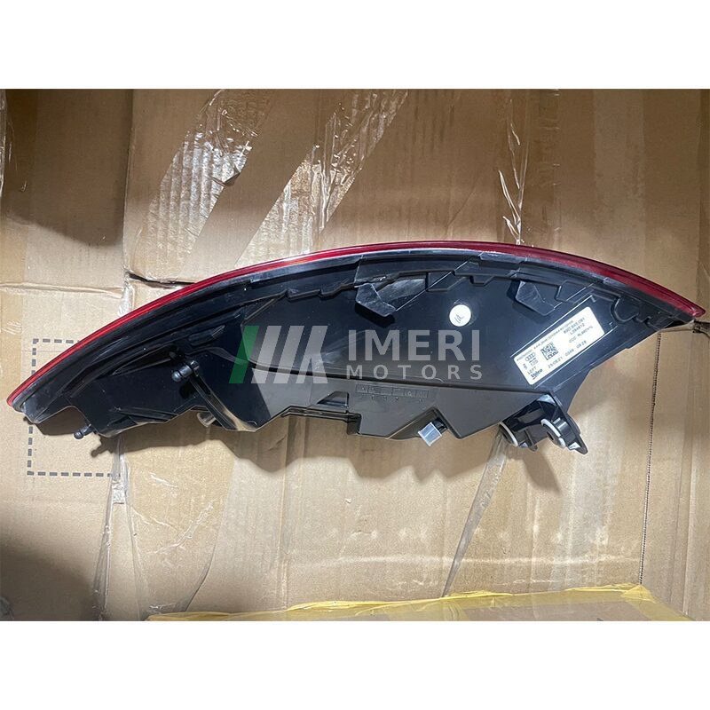 Taillights - Audi Q5e tron - 2