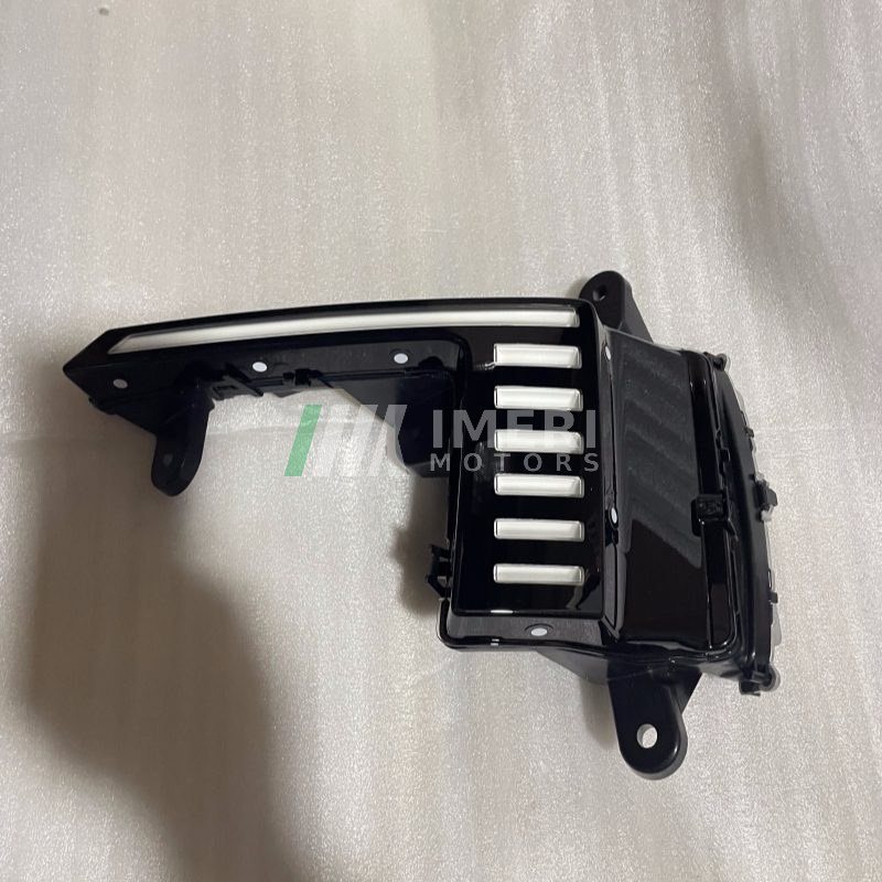 Daytime Running Light (L) - Audi Q2L
