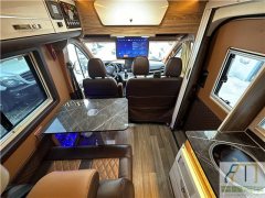 Maxus V90B RV 2.0T - фото 8