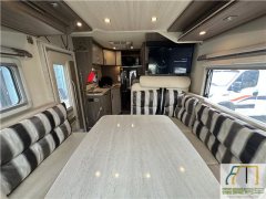 586T RV 3.0T - фото 3