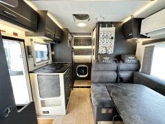 21 RV 3.0T - фото 4