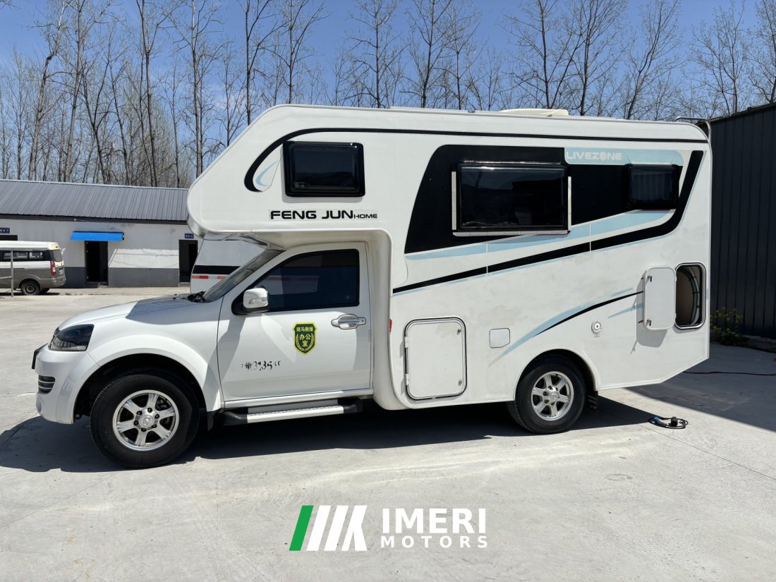 Lanzhong C5 2.4L - дом на колёсах из Китая