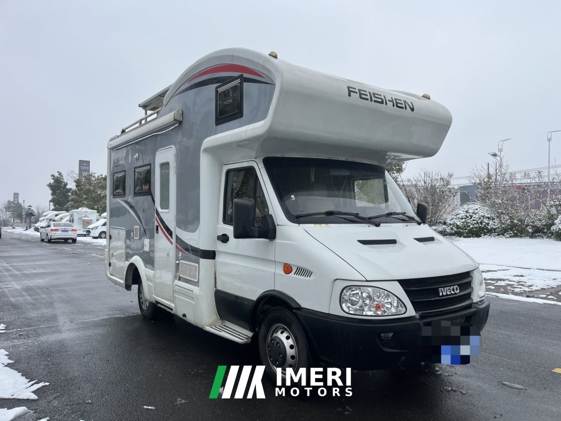 Iveco 16 Feishen C 3.0L - дом на колёсах из Китая