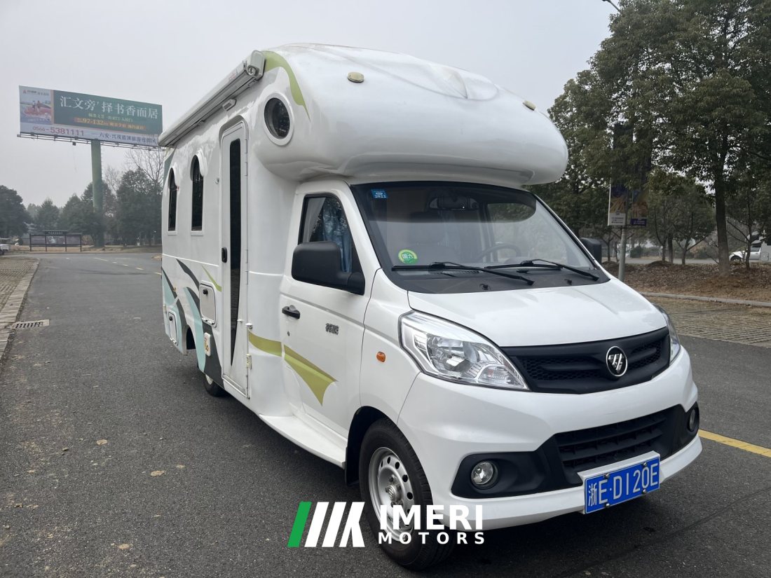20 RV 1.6L - дом на колёсах из Китая