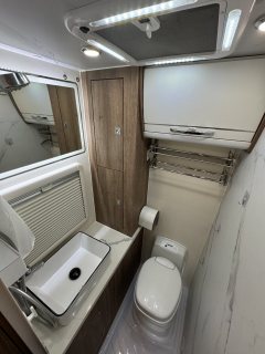 Maxus V90 RV 2.0L - фото 3